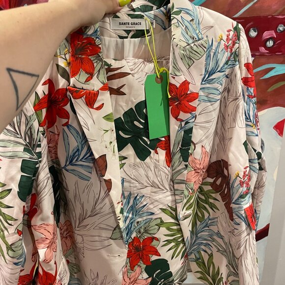 Sante Grace 1X Floral Suit - Picture 2 of 3